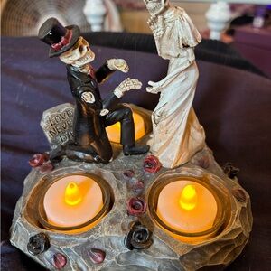 Skeleton Couple Candle Holder - Black and White